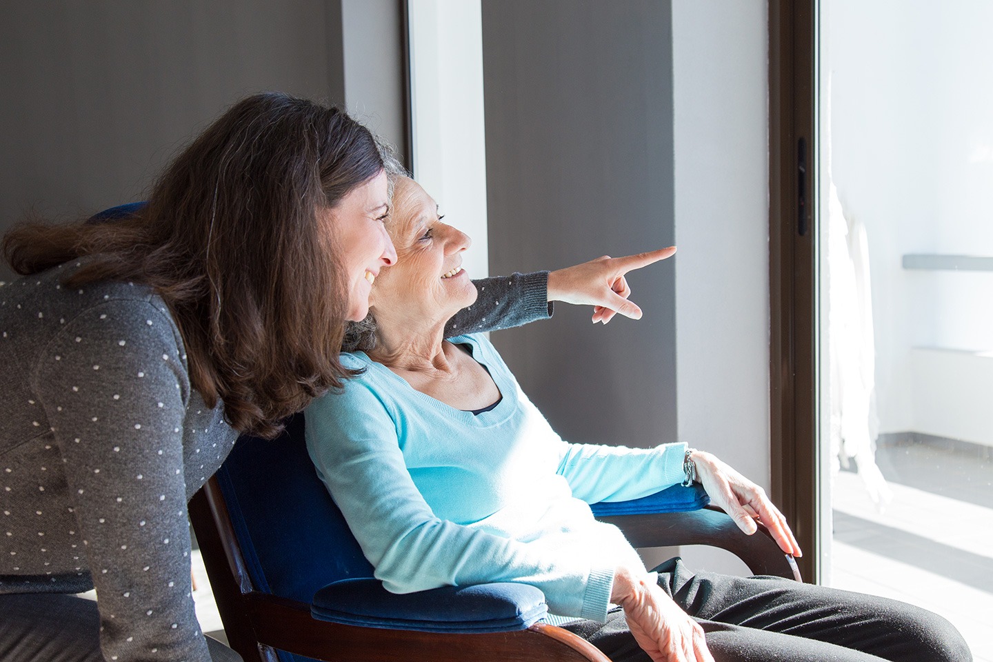 IL RUOLO INDISPENSABILE DEL CAREGIVER FAMILIARE. UN AMORE CHE MERITA UN SUPPORTO